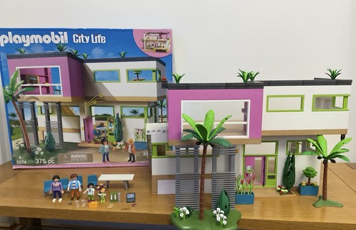 Playmobil luxury mansion - playmobil,
