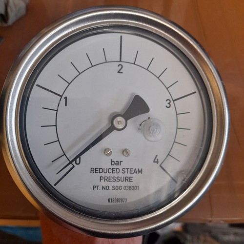 Steam pressure gauge reduced - steam,