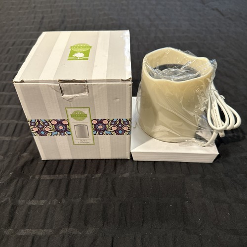 Scentsy the candlelight - the,