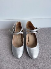 Repetto Paris Silver Genuine Lambskin Leather Mary Jane Heels Size 36