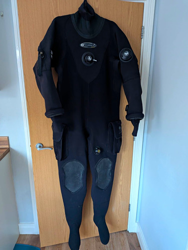Three scuba diving drysuit - o'three,