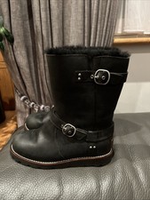 UGG Australia Waterproof Black