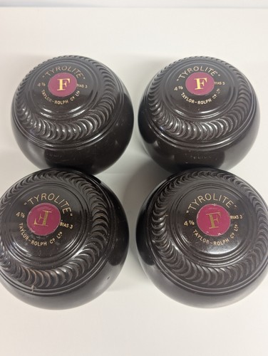 Tyrolite set bowls with - 4,