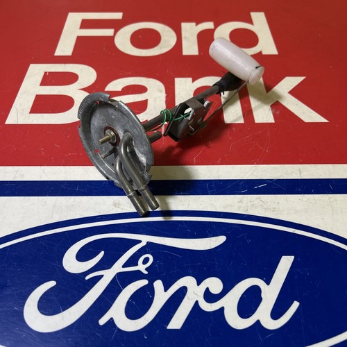Ford fiesta xr2i rs1800 fuel - ford,