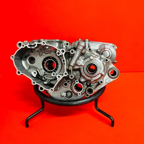 Yz250f engine crank cases - engine,