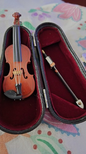 Miniature violin with - miniature,