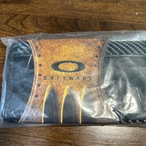 Oakley wallet rare - rare, weave