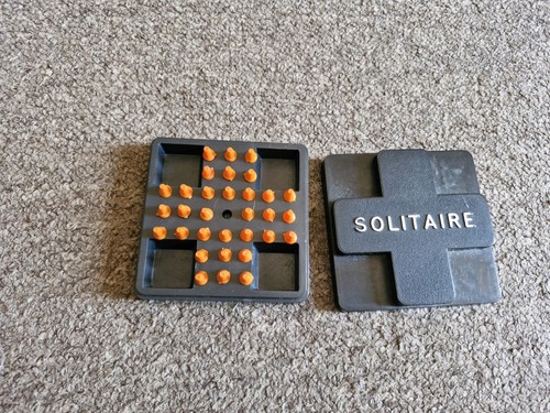 Vintage pocket solitaire game - vintage,
