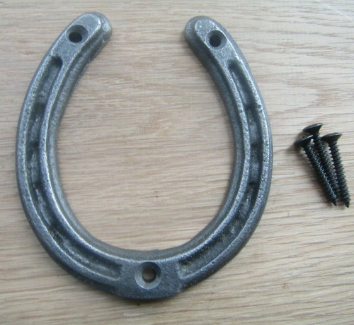 New rustic horseshoes cast - horseshoes,