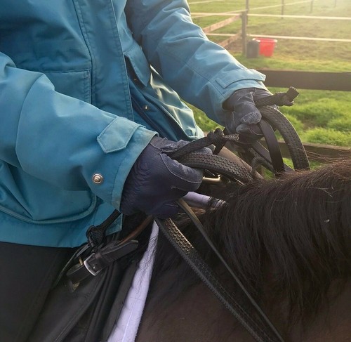 Hand positioning training aid - positioning,