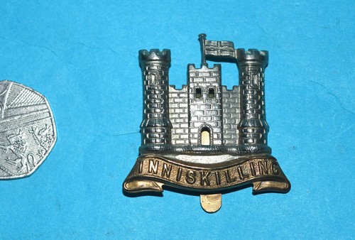 Inniskilling cap badge with - inniskilling,