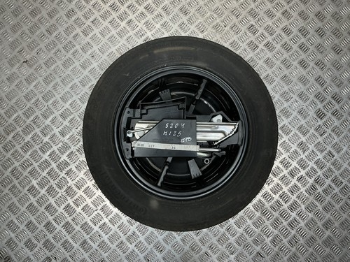 Mercedes class w204 - c-class,