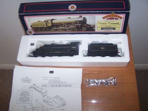 Bachmann locomotive and tender - locomotive,