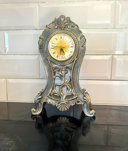 Bronze tone metal vintage - bronze,