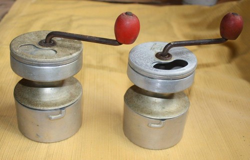 Two vintage cofee grinders - vintage,