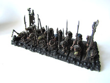 A8 WARHAMMER FANTASY BATTLE SKAVEN ARMY - CLANRATS  X 20 WELL PAINTED MODELS