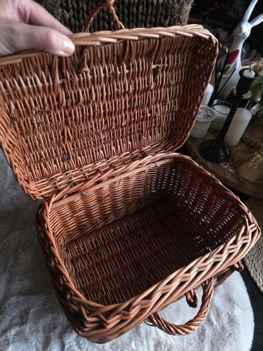 Hand woven handmade wicker - hand-woven,,
