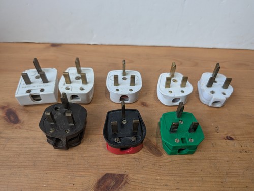 Vintage pin plugs 13a - 3,