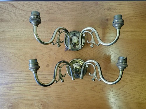 Christopher wray twin arm - christopher,
