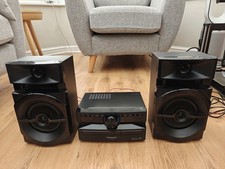 Panasonic SA-UX100 Hi-Fi CD Stereo System. Bluetooth. Radio. USB - 300 Watts 