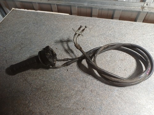 Yamaha vity 125 seat - fi, latch