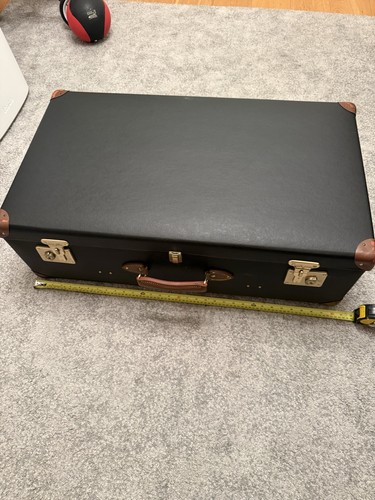 Globe trotter vintage suitcase - vintage,