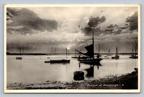 Postcard sunset at - postcard, aldeburgh