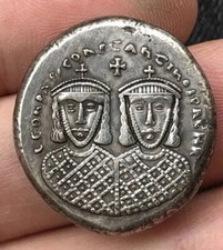 UNKNOWN Roman Coin Strange