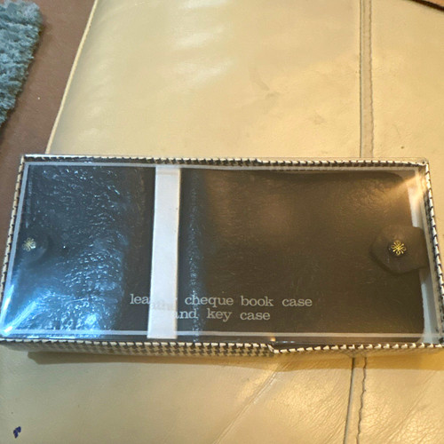 Men black leather wallet - leather,