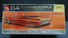 AMT 1964 MERCURY CONVERTIBLE BUILT - 1/25 SCALE MODEL KIT COLLECTION LOT 258