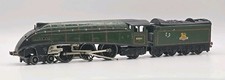 HORNBY DUBLO 00 GAUGE - 3 RAIL