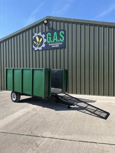 Ton muck trailer - ton, manure
