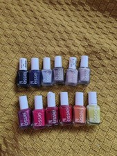 Bundle Of Essie Nail Polish-