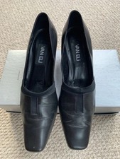 Vaneli Black Leather Kitten