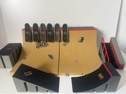 Tech deck finger - tech, skateboard