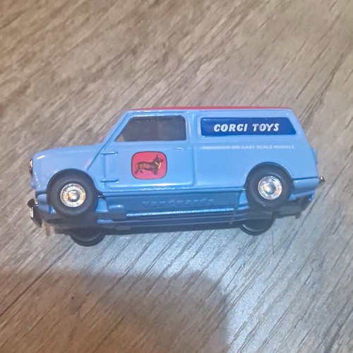 Corgi vanguards austin mini - corgi,