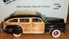 DANBURY MINT 1:24 SCALE 1942 CHRYSLER TOWN & COUNTRY  BOXED