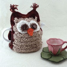 CROCHET PATTERN - SWEET WISE OWL TEA COSY IN CHUNKY WOOL