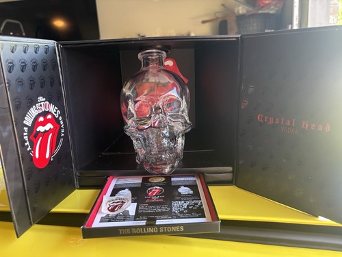 Crystal head vodka - crystal, rolling