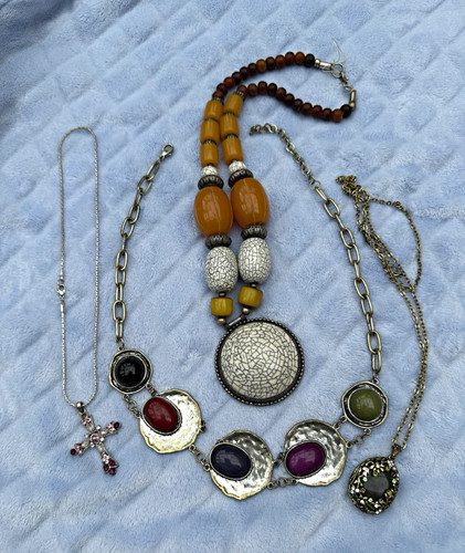 Broken costume jewellery - broken, job