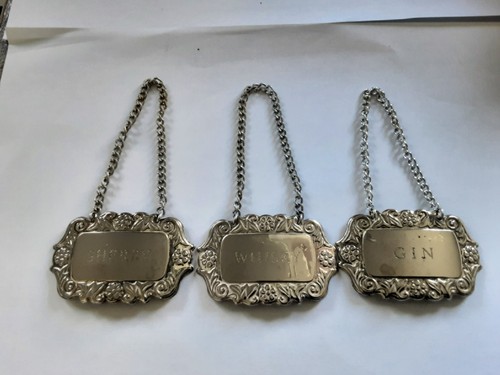 Vintage bottle tags whisky - tags.,