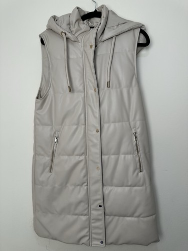 Zara sleeveless puffy jacket - sleeveless,