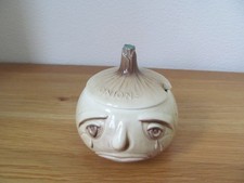 Vintage Sylvac Small Crying