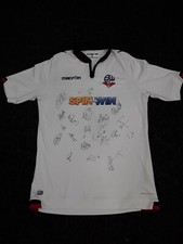 BOLTON WANDERERS SIGNED