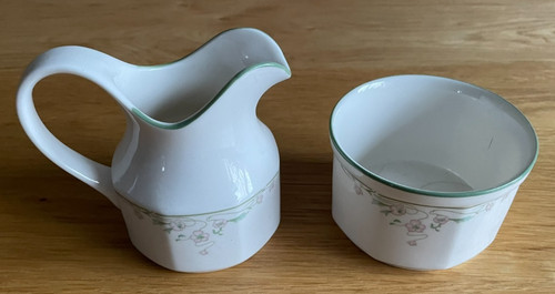 Royal doulton caprice milk - doulton,