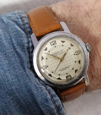 VINTAGE CLASSIC 1950's MONDAINE SWISS GUILLOCHE DIAL ANTIMAGNETIC GENTS WATCH