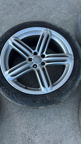 Genuine audi s - q5,