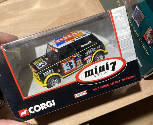Corgi cc82216 mini racing - mini,