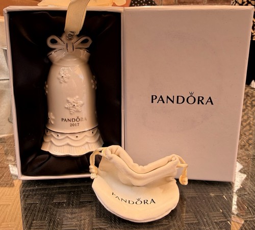 Pandora christmas bell 2017 - pandora,