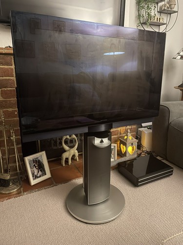 Bang and olufsen beovision - and,